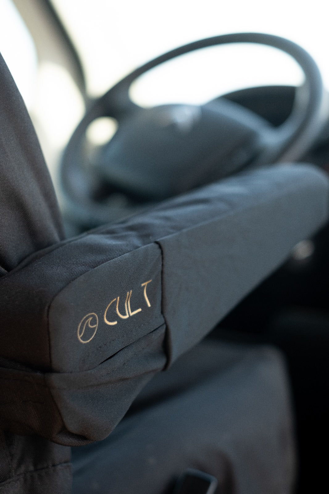 Armrest Cover BLACK (1pcs)